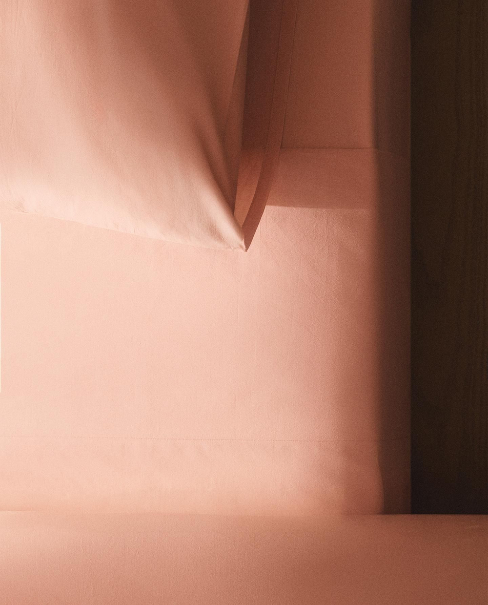 Zara Home - Простыня из хлопчатобумажной перкаль (плотность 200 нитей), коралловый, 160x280 см