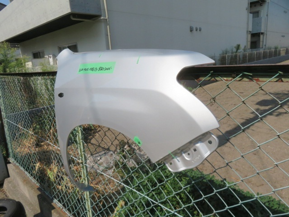 крыло переднее правое Toyota Probox NSP160 NCP165