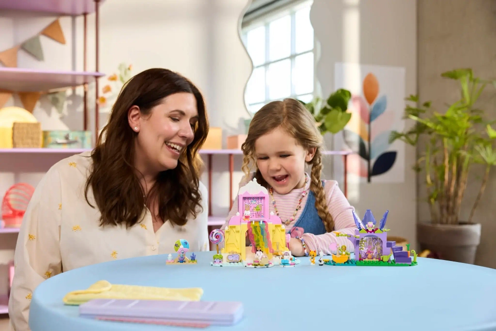 Конструктор LEGO Gabby's Dollhouse 11205 Гора сладостей и Кошачий сад