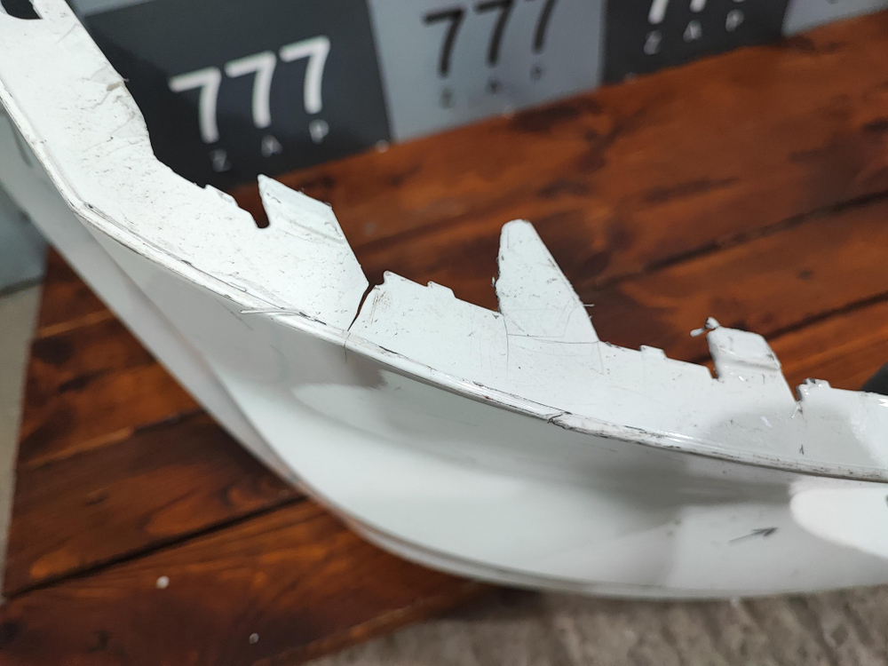 Бампер задний верхняя часть Volvo XC90 2 14-19 Б/У Оригинал 31690642