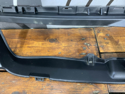 Кронштейн решетки радиатора Suzuki Grand Vitara 2 (JT) 05-15 Б/У Оригинал 7174365J00