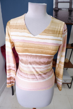 Джемпер красивый 42 размер