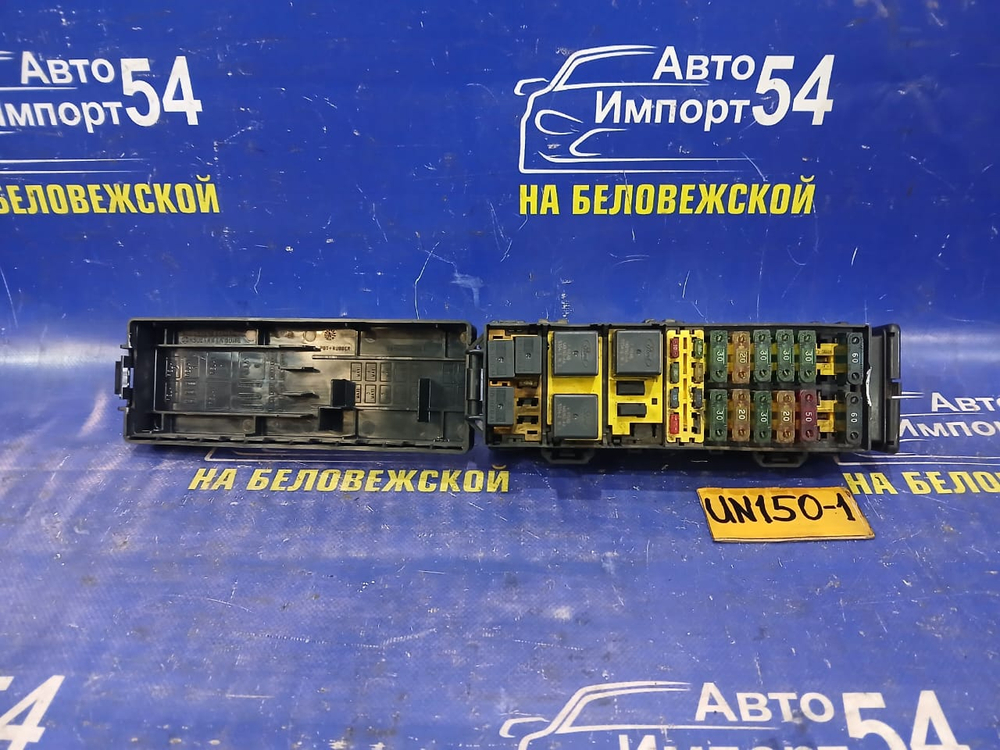 Блок предохранителей подкапотный FORD EXPLORER 1997