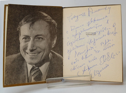 Автограф главному коммунисту Ленинграда. Евтушенко Е. Отцовский слух. Стихи.М., Сов.писатель 1978 г.