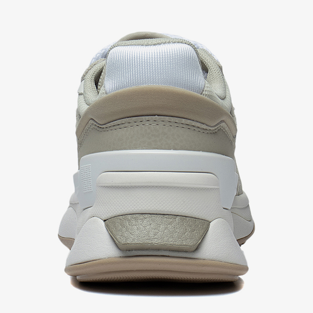 AGCT018-2 Кроссовки женские MOMENT V2 Бежевый/Белый LI-NING