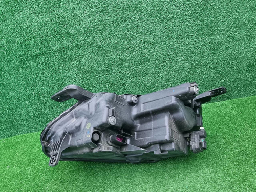 Фара правая Geely Coolray (2019-2024) LED