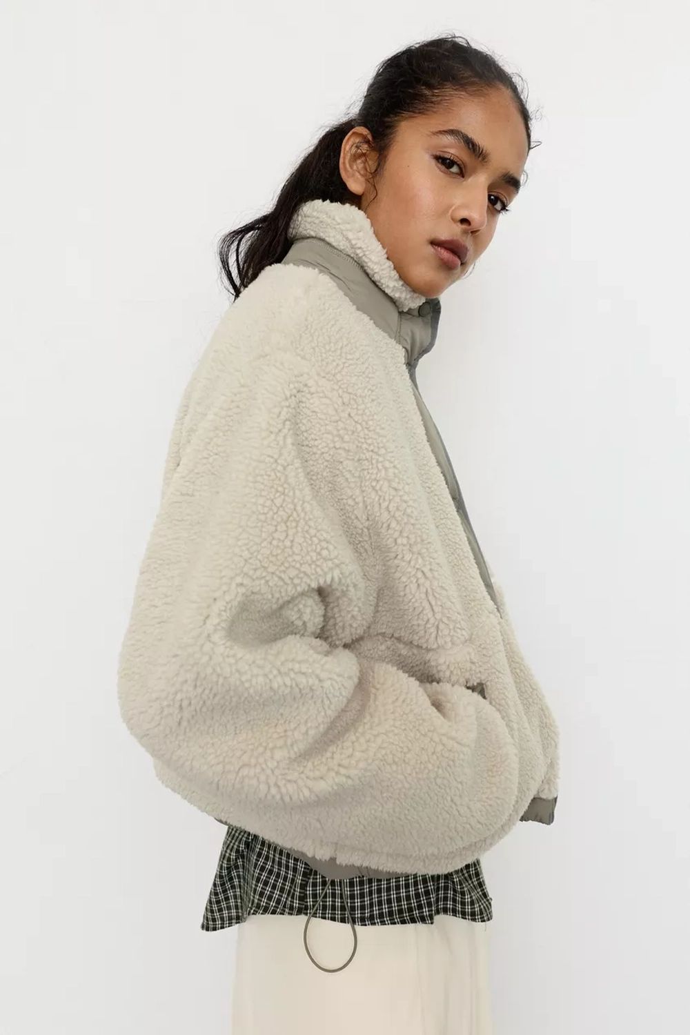 PULL&BEAR Куртка из искусственного меха, песочный