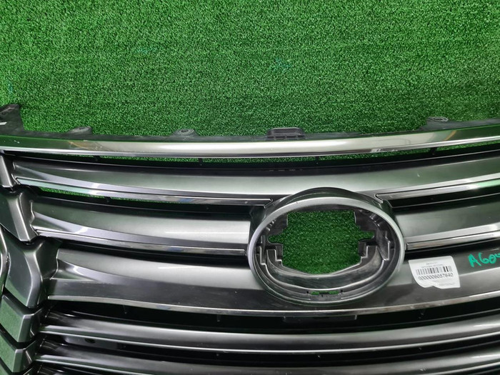 Решетка радиатора Lexus LX 3 (2015-2023)