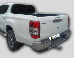 Фаркоп(прицепное) Tavials для MITSUBISHI L200 2015- (С БЫСТРОСЪЕМНЫМ ШАРОМ)(паспорт и сертификат в комплекте)(без электрики)T-M117-BA