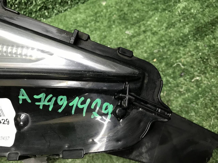 ПТФ правая Lexus LX 3 570 (2015-2023)