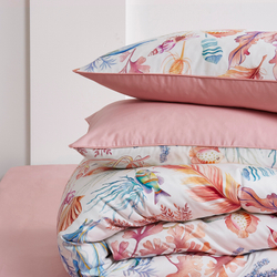 Постельное белье ЕВРО (двуспалка) Египетский Хлопок Лепестки на персиковом