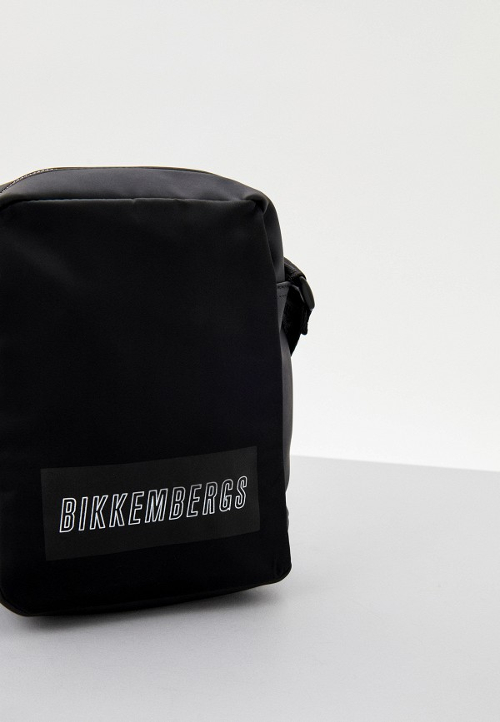 Сумка BIKKEMBERGS E2W001 черная (бок нейлон)