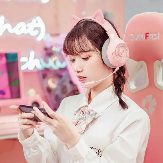 Edifier G4BT Pink