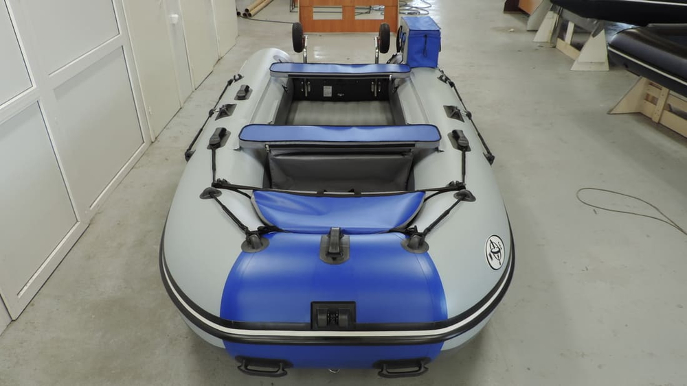 Лодка ПВХ COMPAS 380S