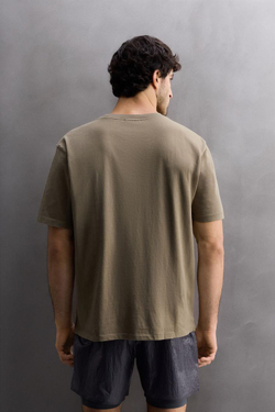 ZARA ФУТБОЛКА С ГРАФИЧЕСКИМ ПРИНТОМ, ПЕСОЧНЫЙ