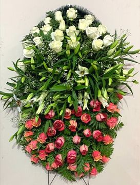 Ритуальный венок из живых цветов -9