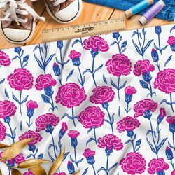 Ткань габардин мелкие розовые гвоздики на белом фоне