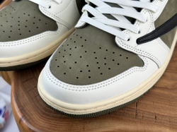 Nike Air Jordan 1 Low Travis Scott OG SP Medium Olive