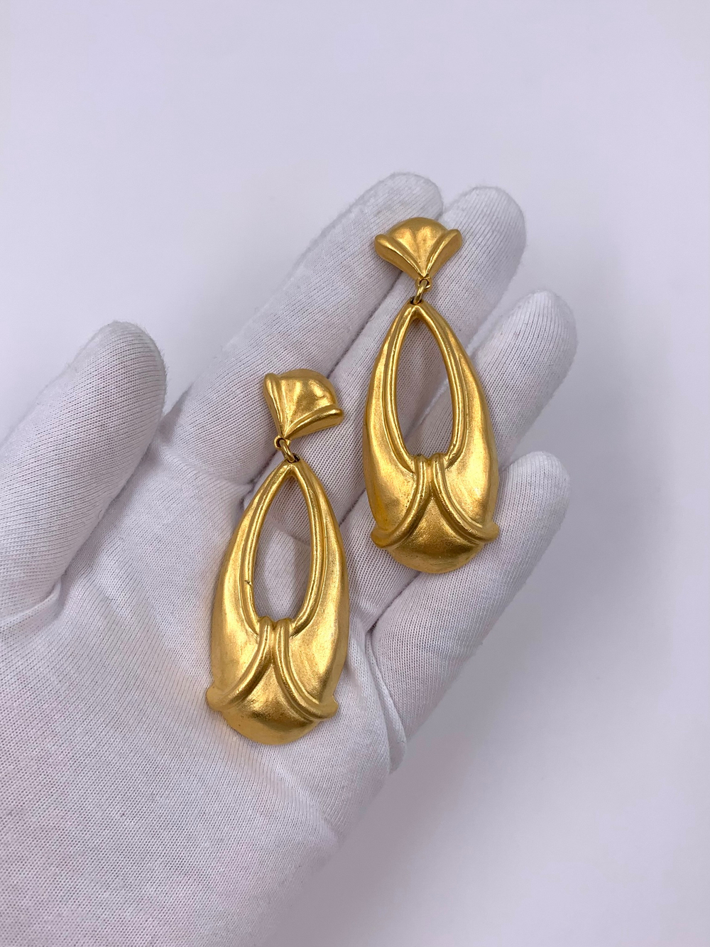 Крупные серьги с подвесками Anne Klein