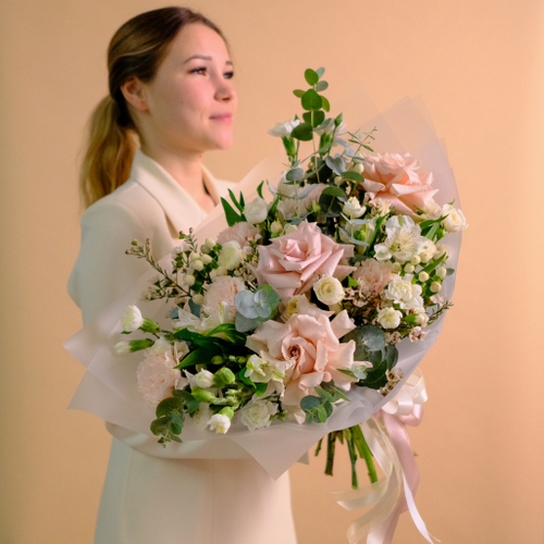 Купить Нежно-кремовый букет с французскими розами #734