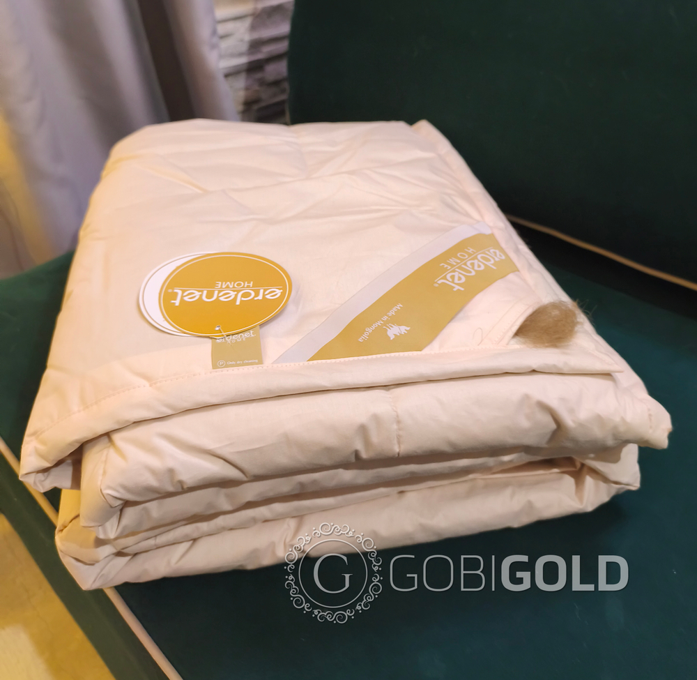 Одеяло стеганое из 100% верблюжьего пуха 150х200 см. (ERDENET) - пудровое