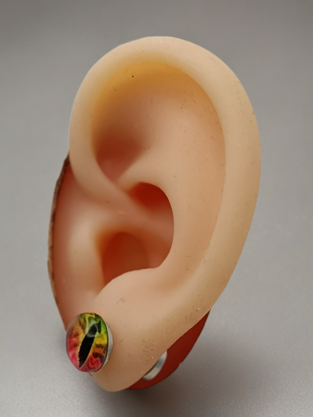 Клипсы на магнитах, серия "Глазки" (10мм). Без прокола ушей. Цена за пару. Бижутерия.