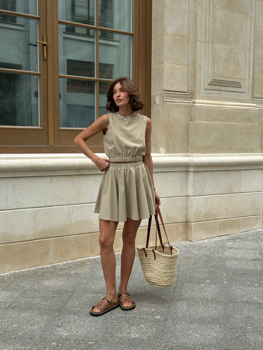 Блуза изо льна на резинке хаки