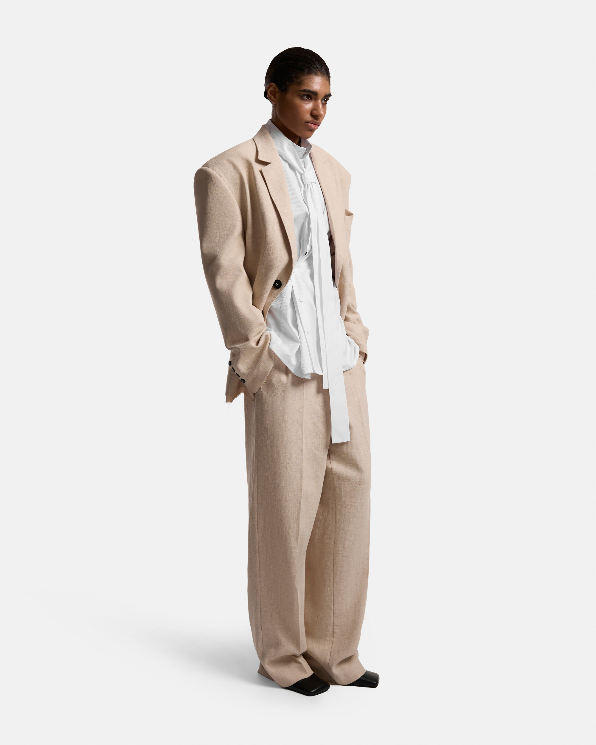 СТРОГИЙ ПИДЖАК ИЗО ЛЬНА