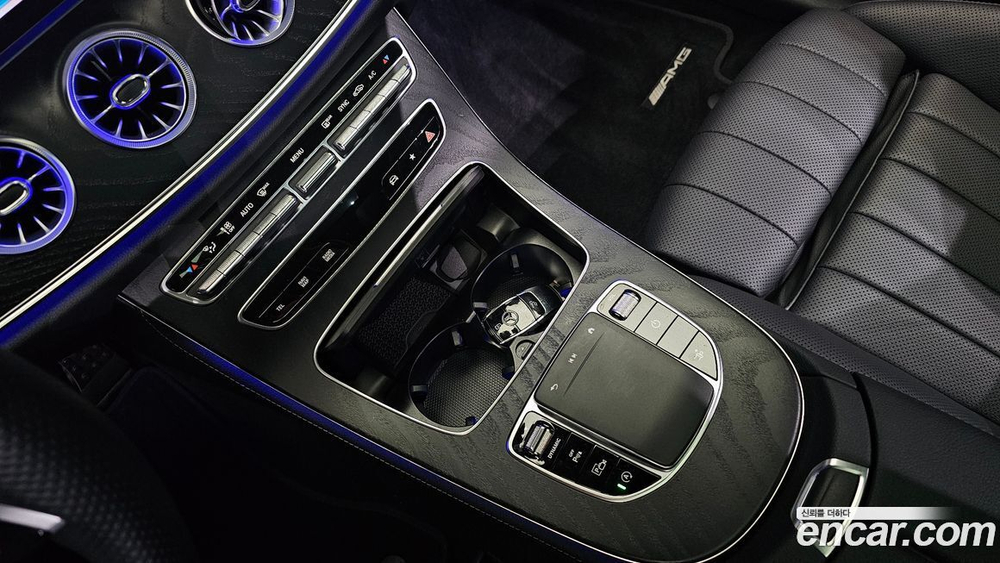 Mercedes-Benz E-Class W213 E300d 4MATIC Coupe (08.2022)
