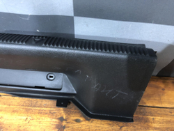 Накладка замка багажника Skoda Yeti 09-18 Б/У Оригинал 5L6863485A