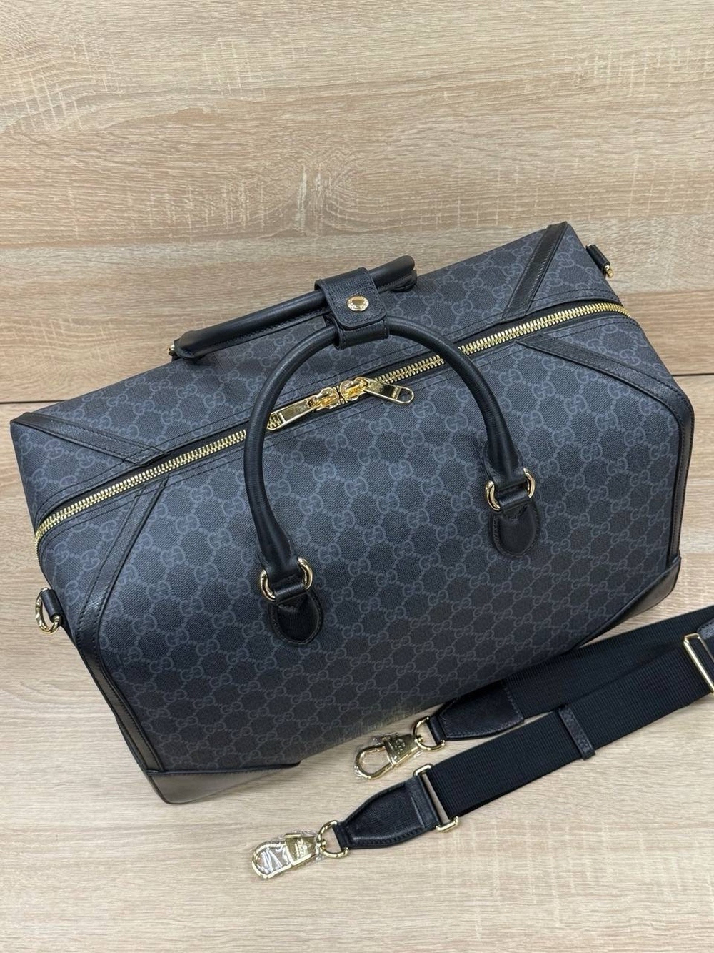 Дорожная сумка Gucci