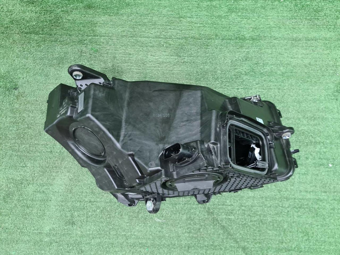 Фара левая Mercedes GLC X253 (2019-2022) LED