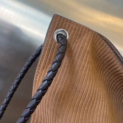 Bottega Veneta Medium Knot Bucket