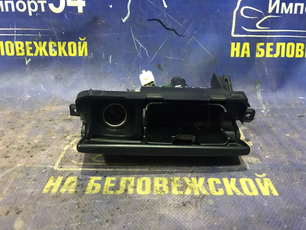 Пепельница SUBARU LEGACY 2005