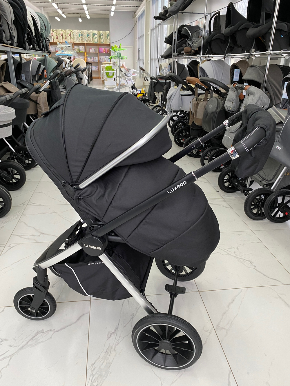 Модульная коляска 2 в 1 luxmom 750 Черный