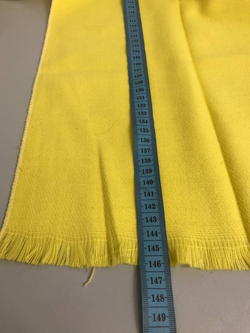 Шарф Adidas солнечного оттенка