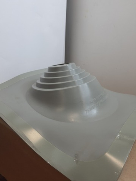 Кровельная манжета угловая №5 (200-275)  силикон серая title=