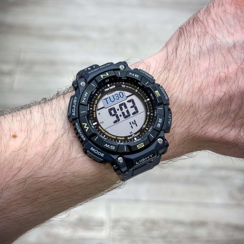 Наручные часы Casio PRG-340SC-2D