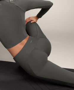 OYSHO Расклешенные брюки Comfortlux с высокой посадкой и боковой ребристой отделкой, темный антрацит