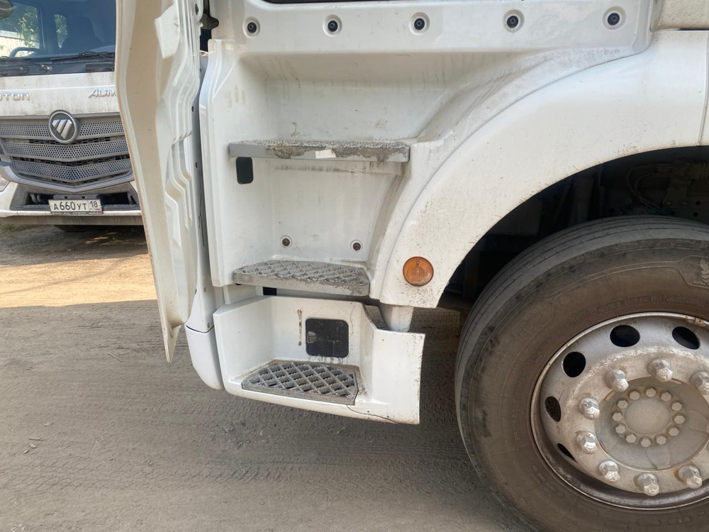 SITRAK C7H 4x2 Седельный тягач ZZ4186V361HE (12,4 л, 480 л.с., АТ)