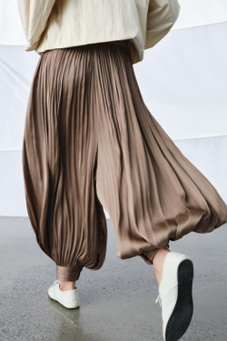 ZARA ПЛИССИРОВАННЫЕ ОБЪЕМНЫЕ БРЮКИ — ZW COLLECTION, КОРИЧНЕВЫЙ