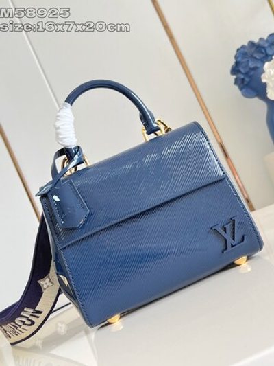 Louis Vuitton Cluny Mini