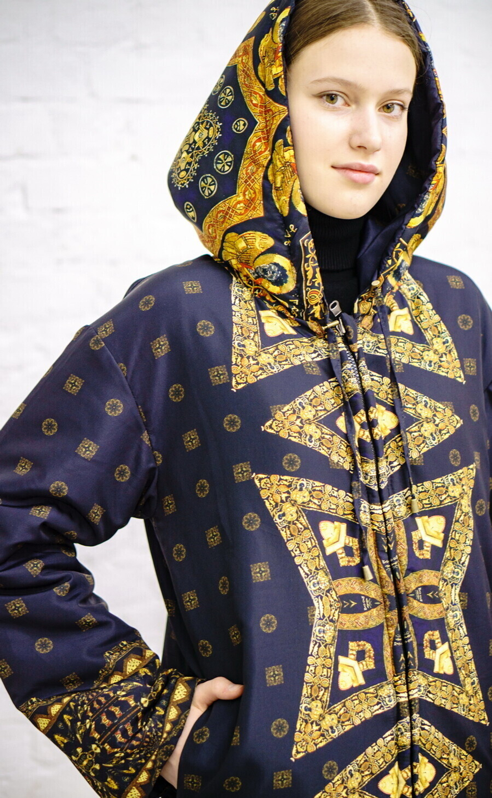 Двустороннее пальто-парка "Византия", по мотивам русского золотного шитья в церковных одеяниях