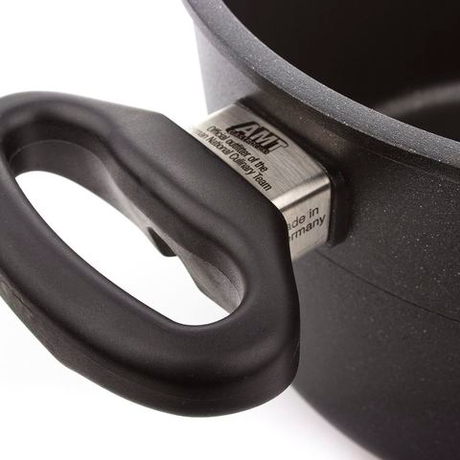 Кастрюля 5л AMT Gastroguss Frying Pans Titan