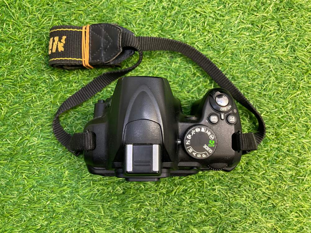 Nikon D3000 Kit 18-55mm Покупка/Продажа