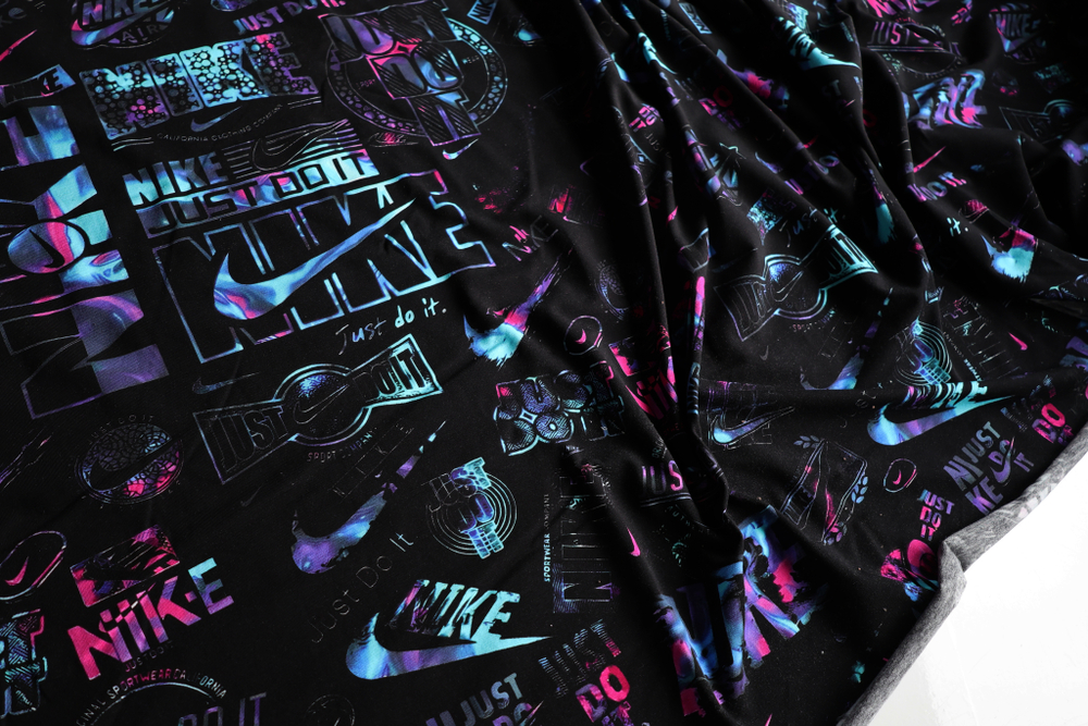 НАЙК - Кулирка с лайкрой, компакт пенье (ДЖ66 Маша) (к0 желтое пятнышко от кромки 20см, полочка не задета)