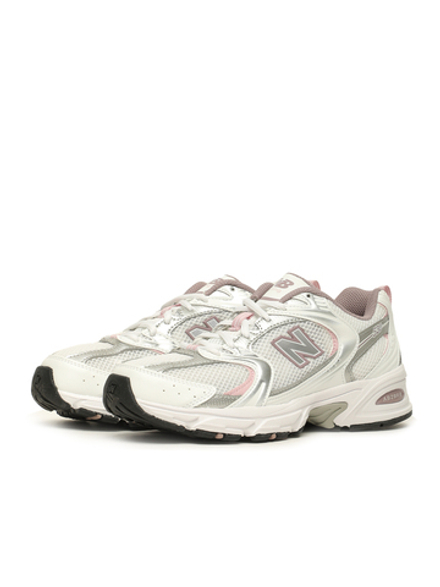 Кроссовки 530