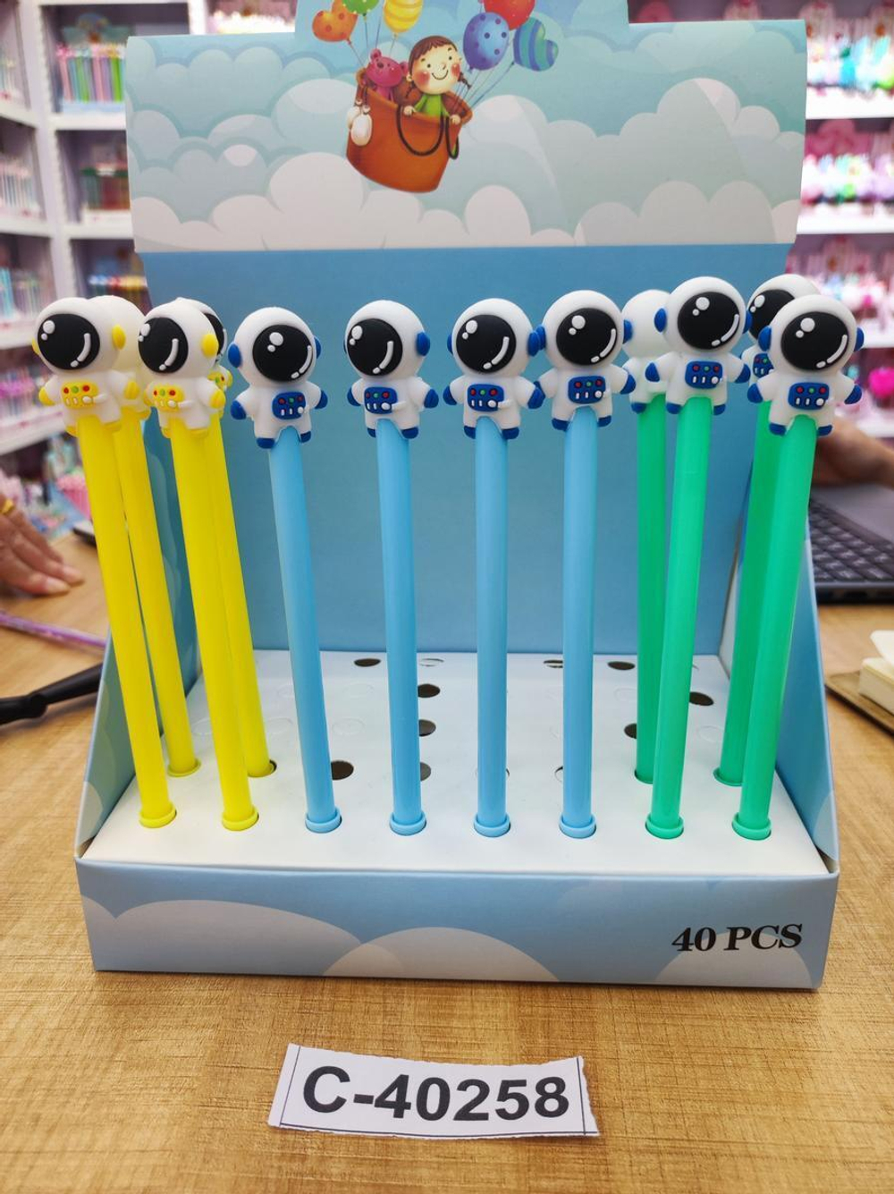 Ручка гелевая "Космонавт", 0,5мм, с игрушкой, 3 цвета микс, С-40258