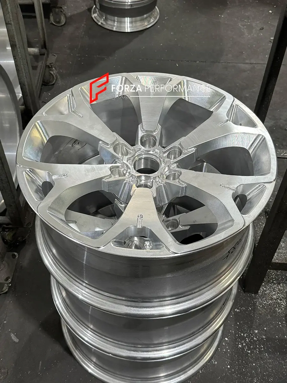 КОВАНЫЕ ДИСКИ для LEOPARD 8 2025 Леопард