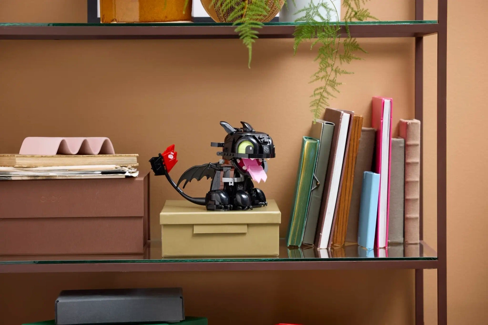 Конструктор LEGO Icons 10375 Как приручить дракона: Беззубик